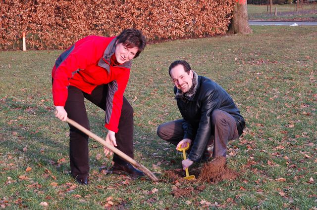 003_02 Trotzdem Spatenstich.jpg