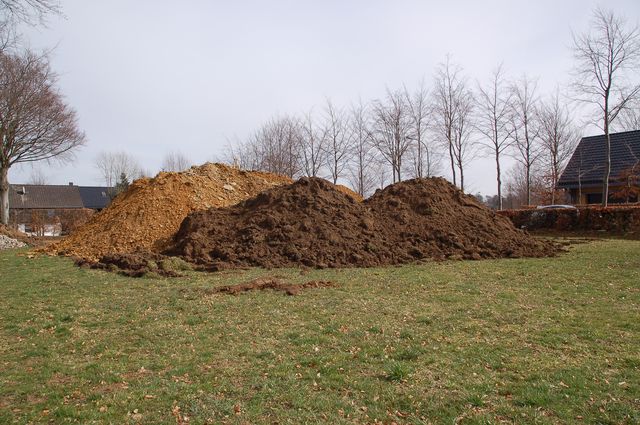 006_04 Ein wenig Dreck auf dem Nachbargrundstueck.jpg