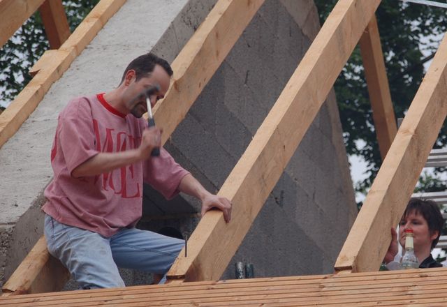 035_04 Bevor Bauher besoffen haemmert er lieber selber.jpg