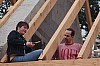 035_02 Bauherrin muss haemmern.jpg 035_02 Bauherrin muss haemmern.jpg