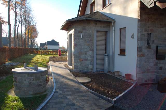 315 Kleiner Weg fertig.JPG